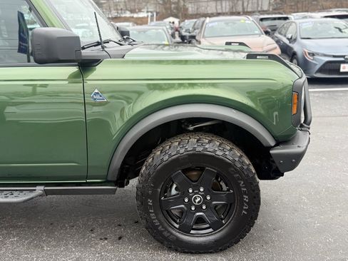 Used 2022 Ford Bronco Black Diamond image 10