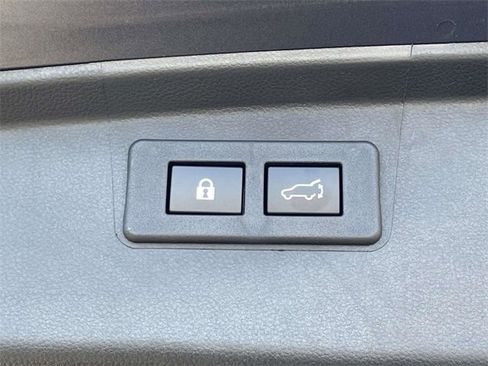 Used 2025 Subaru Outback Touring XT w/ Tech Package 3 image 14