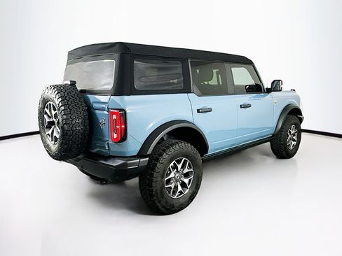 Used 2023 Ford Bronco Badlands image 9