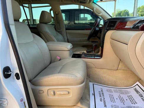 Used 2008 Lexus LX 570 4WD image 18