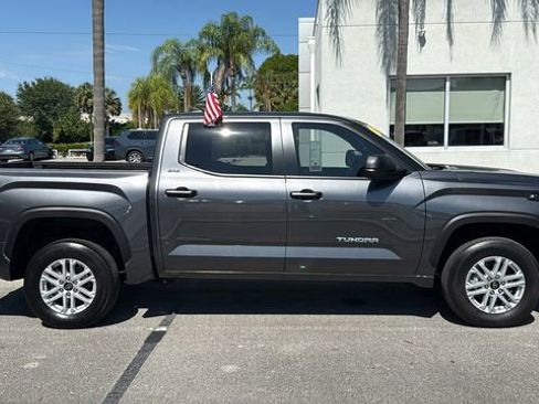 Certified 2025 Toyota Tundra SR5 AWD/4WD image 10
