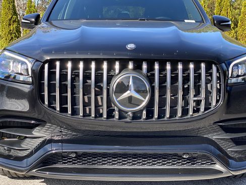 Used 2024 Mercedes-Benz GLS 63 AMG 4MATIC image 45