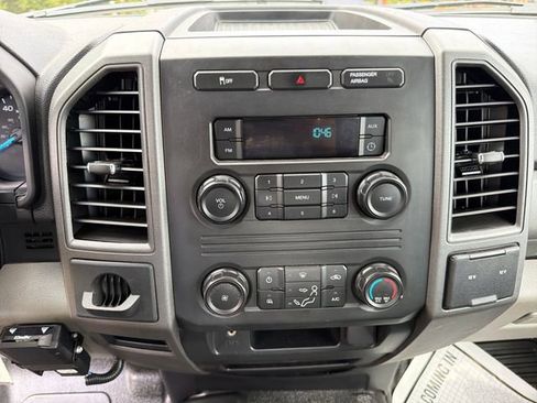 Used 2019 Ford F350 XL w/ Power Equipment Group AWD/4WD image 19