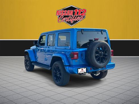 Used 2022 Jeep Wrangler Unlimited Sahara AWD/4WD image 6