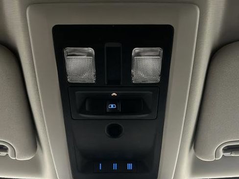 Used 2017 RAM 1500 Big Horn AWD/4WD image 30