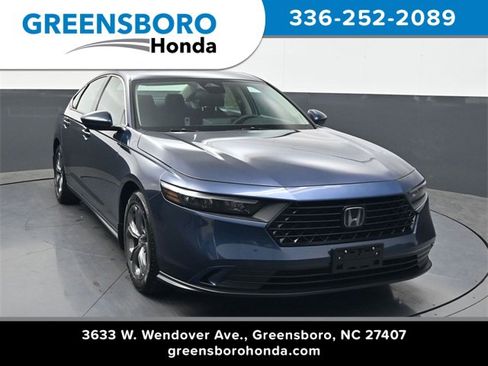 Used 2023 Honda Accord EX image 1