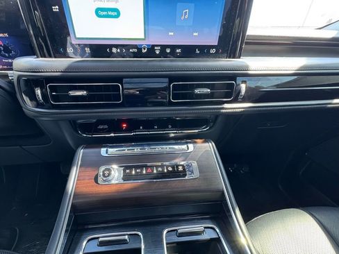 Used 2025 Lincoln Aviator Reserve w/ Jet Appearance Package AWD/4WD image 24