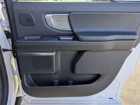 New 2026 Ford Expedition Max Platinum w/ Driver's Package image 40