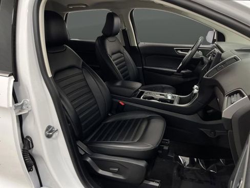 Used 2024 Ford Edge SEL image 28