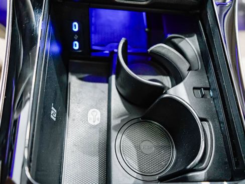 Certified 2023 Mercedes-Benz EQS 450+ Sedan image 23