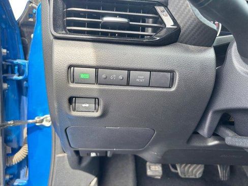 Used 2023 Nissan Sentra SV w/ All-Weather Package image 31