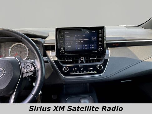 Used 2021 Toyota Corolla SE FWD image 9