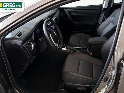 Used 2018 Toyota Corolla LE FWD image 10
