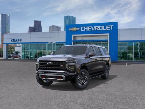 New 2026 Chevrolet Suburban Z71 AWD/4WD image 8