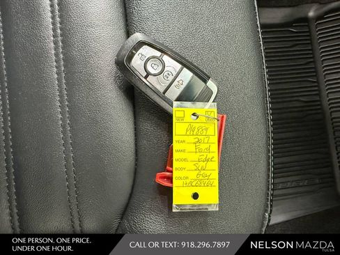 Used 2017 Ford Edge SEL w/ Equipment Group 201A FWD image 48