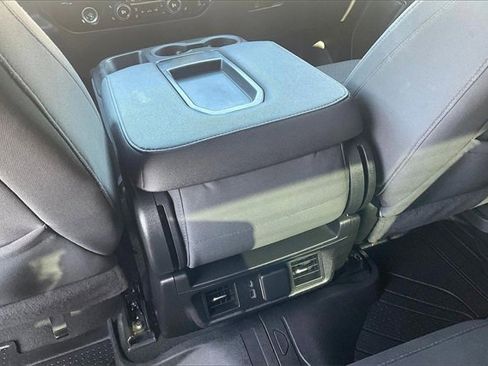 Used 2022 Chevrolet Silverado 1500 LT image 34