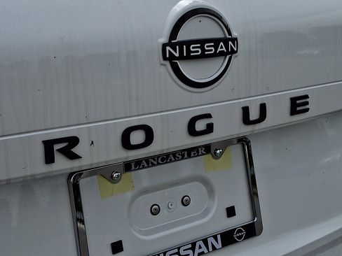 New 2026 Nissan Rogue Dark Armor AWD/4WD image 6