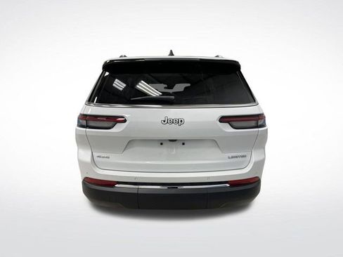 New 2025 Jeep Grand Cherokee L Limited w/ Trailer Tow Package image 14