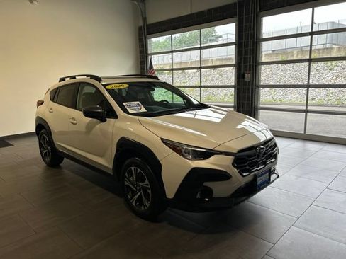 Used 2026 Subaru Crosstrek 2.5i Premium AWD/4WD image 5