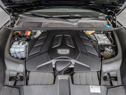 Used 2019 Porsche Cayenne image 17