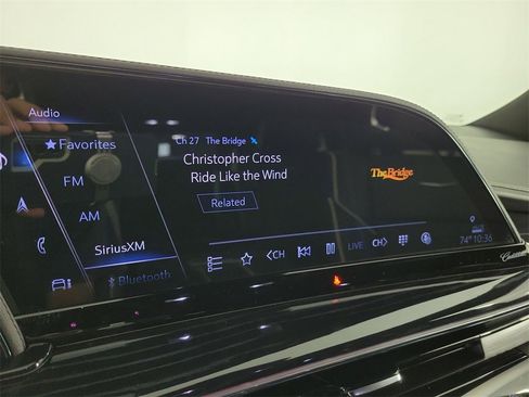 Certified 2024 Cadillac Escalade Sport w/ LPO, ONYX Package image 27