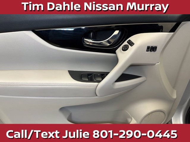 Used 2022 Nissan Rogue Sport SL w/ Premium Package AWD/4WD image 22