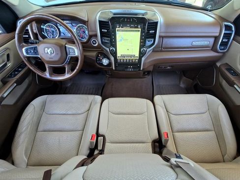 Used 2019 RAM 1500 Laramie image 9
