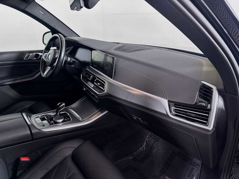 Used 2023 BMW X5 M50i w/ Climate Comfort Package image 30