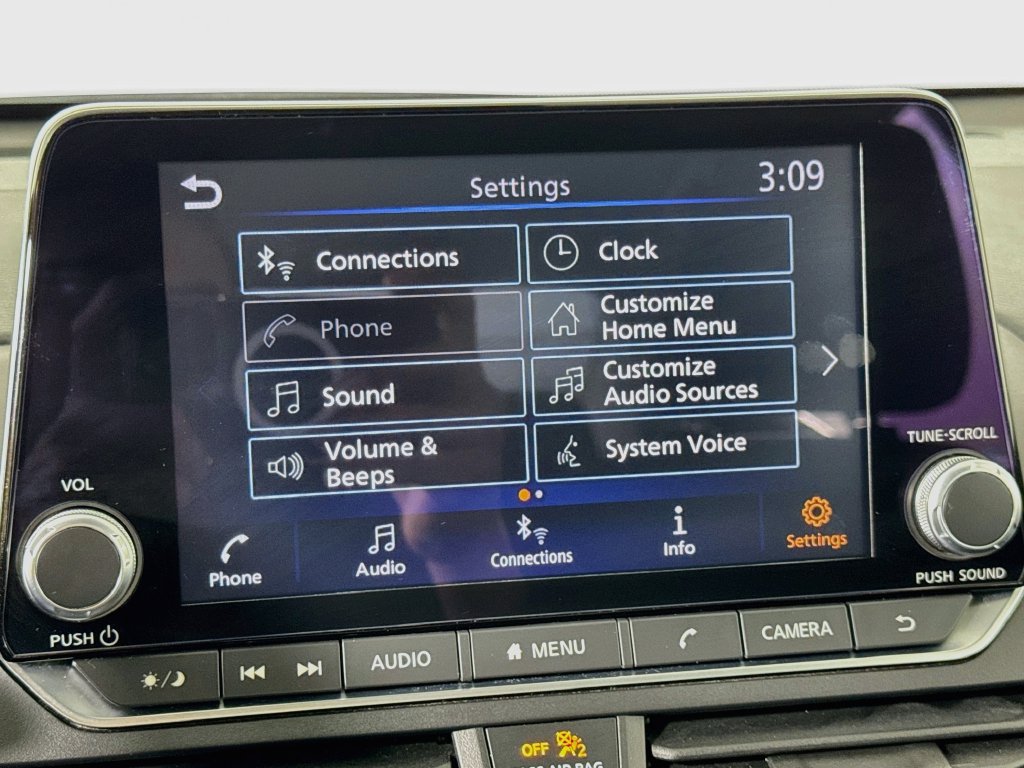 Used 2024 Nissan Altima 2.5 SV FWD image 28