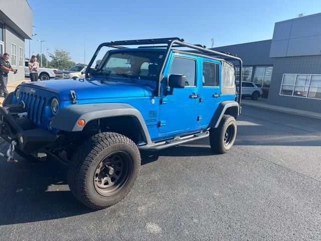 Used 2015 Jeep Wrangler Unlimited Sport w/ Connectivity Group AWD/4WD image 2