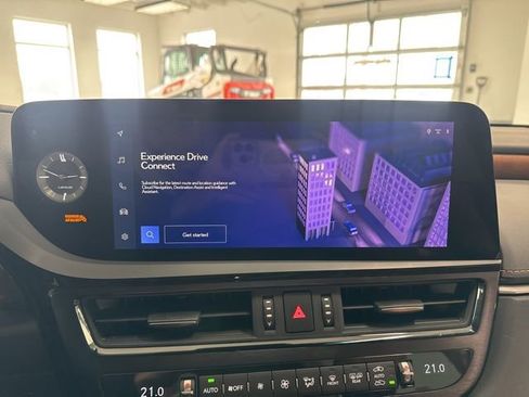 Used 2024 Lexus ES 250 w/ Premium Package image 42