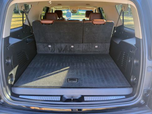 Used 2019 Cadillac Escalade ESV Luxury image 47