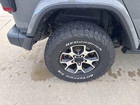 Used 2021 Jeep Wrangler Unlimited Rubicon w/ LED Lighting Group AWD/4WD image 50