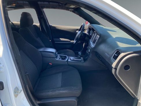 Used 2023 Dodge Charger SXT RWD image 15