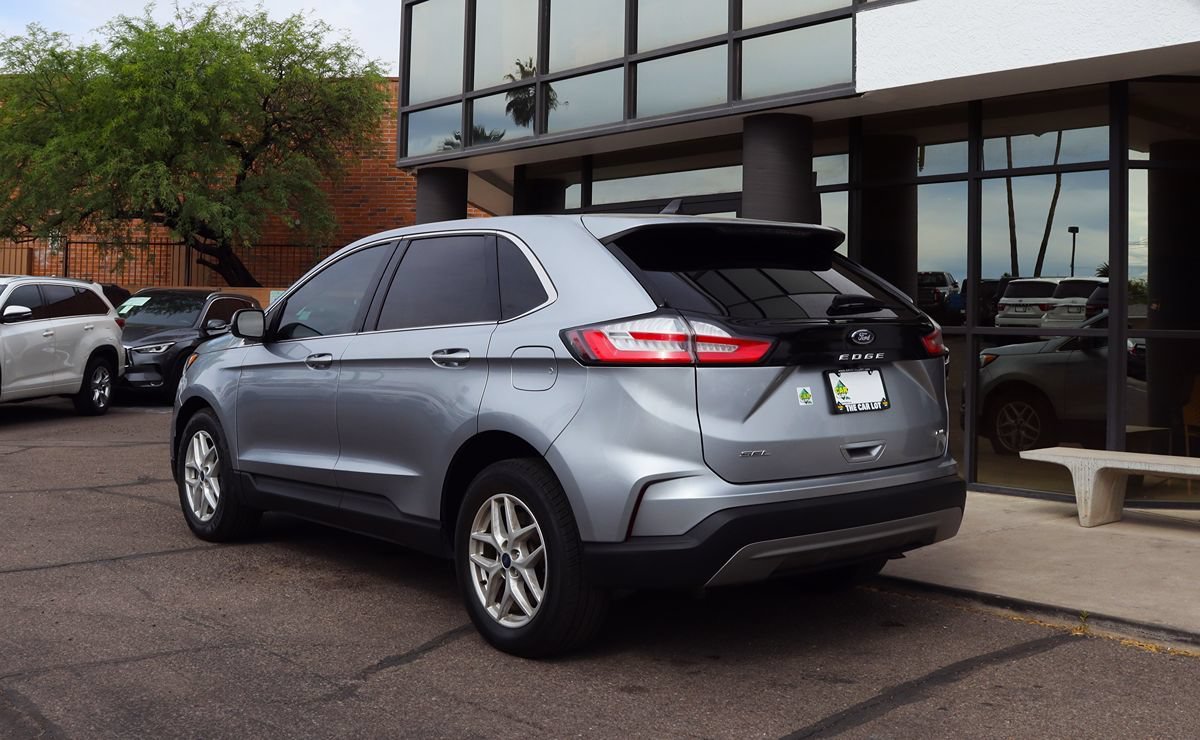 Used 2022 Ford Edge SEL AWD/4WD image 9