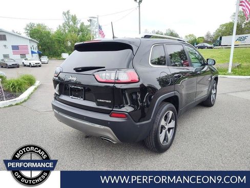 Used 2019 Jeep Cherokee Limited w/ Technology Group AWD/4WD image 3