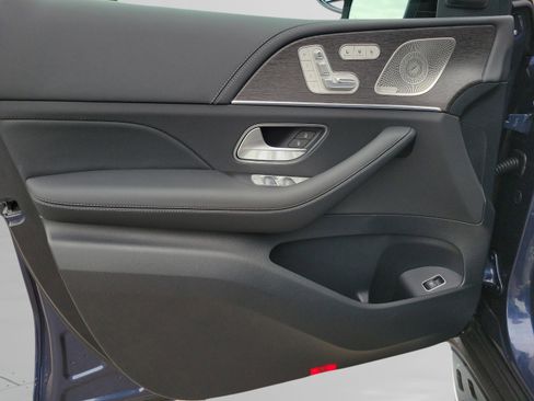 New 2026 Mercedes-Benz GLE 53 AMG 4MATIC Coupe image 32