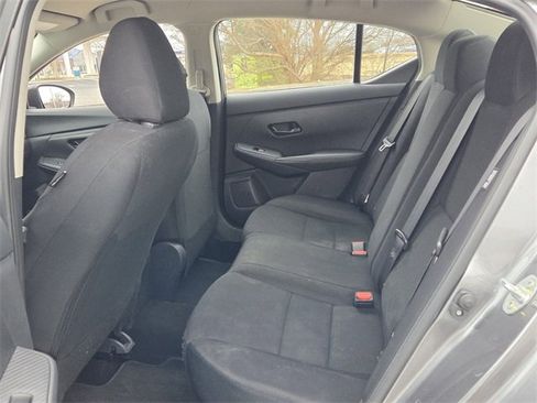 Used 2024 Nissan Sentra S image 6