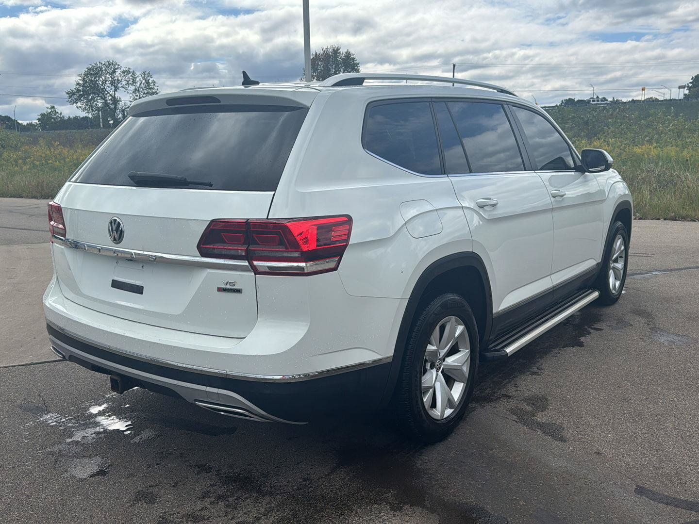 Used 2019 Volkswagen Atlas SEL AWD/4WD image 5
