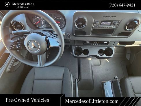 Used 2025 Mercedes-Benz Sprinter 2500 image 25