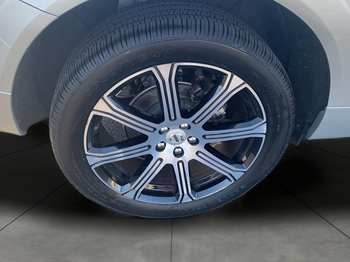 Used 2021 Volvo XC60 T5 Inscription w/ Advanced Package FWD image 23