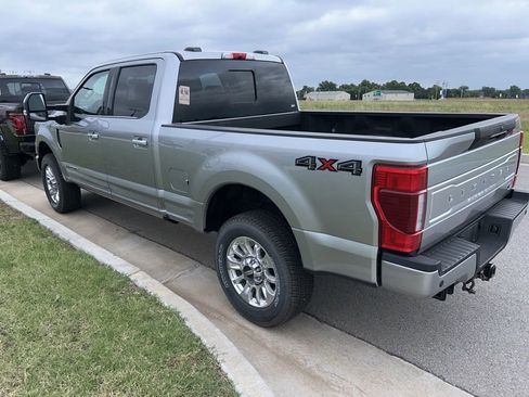 Used 2022 Ford F250 Limited AWD/4WD image 4