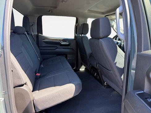 Used 2025 Chevrolet Silverado 1500 LT RWD image 18