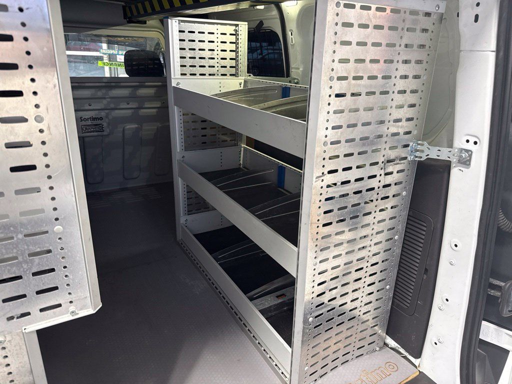 Used 2016 Ford Transit Connect XL FWD image 15