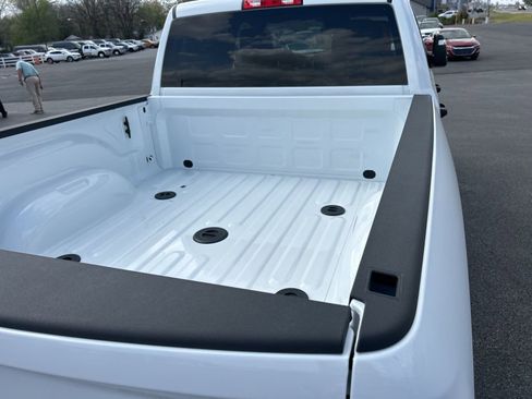 New 2026 RAM 2500 Tradesman AWD/4WD image 32