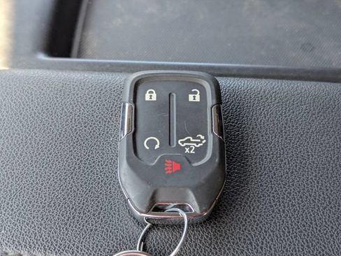 Used 2021 GMC Sierra 1500 SLT AWD/4WD image 19