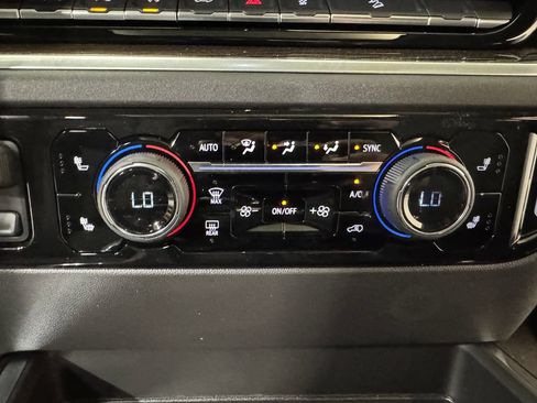 New 2026 Chevrolet Silverado 1500 LT Trail Boss w/ LT Trail Boss Premium Package AWD/4WD image 19