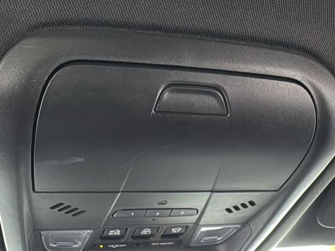 Used 2023 Buick Enclave Essence w/ Experience Buick Package image 34