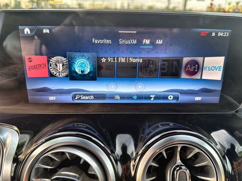 Used 2024 Mercedes-Benz GLB 250 4MATIC w/ Exclusive Package image 12