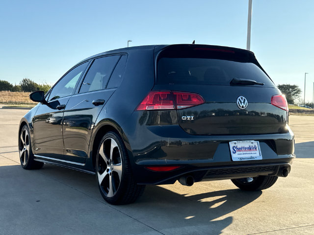 Used 2016 Volkswagen GTI SE w/ Lighting Package (SEL) FWD image 7